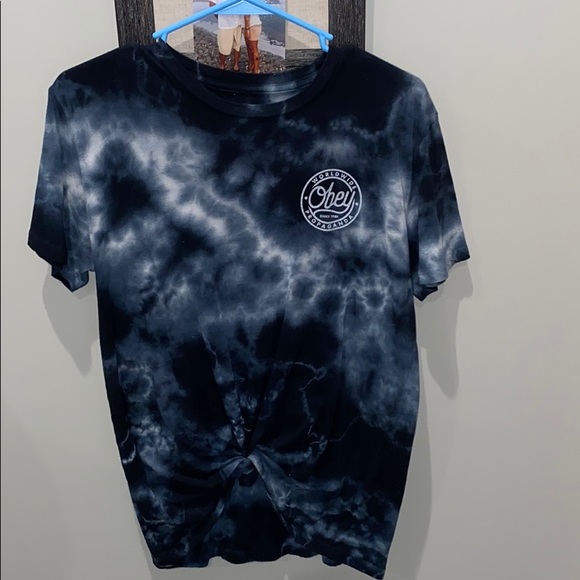 t-shirt - Picture 1 of 2